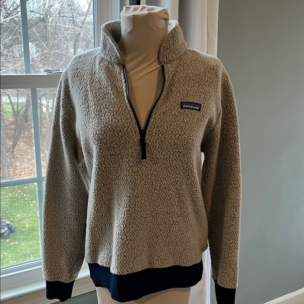 Patagonia Light Gray Half-Zip Pullover - image 1